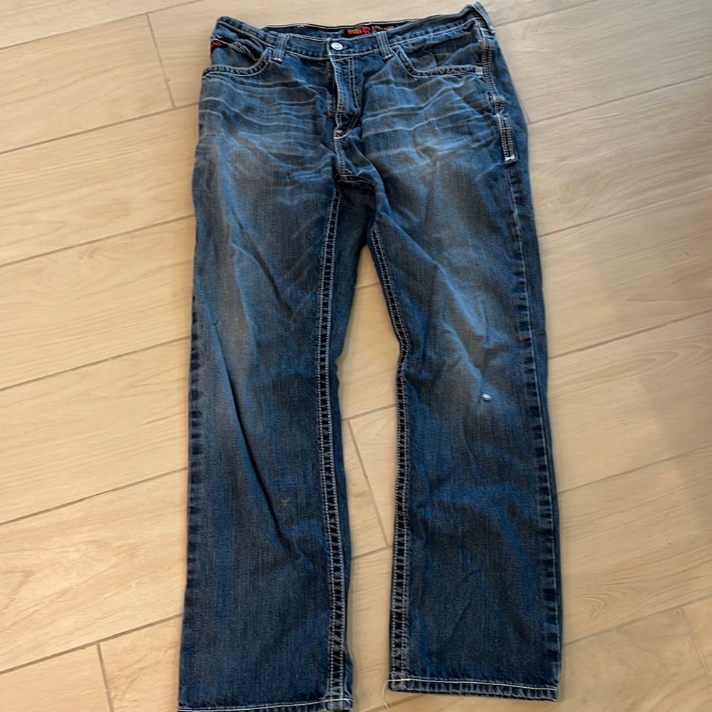 Gently used ariat 38x34 FR jeans